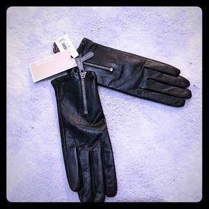 Michael Kors gloves